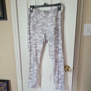 Danskin Gray Camo Leggings